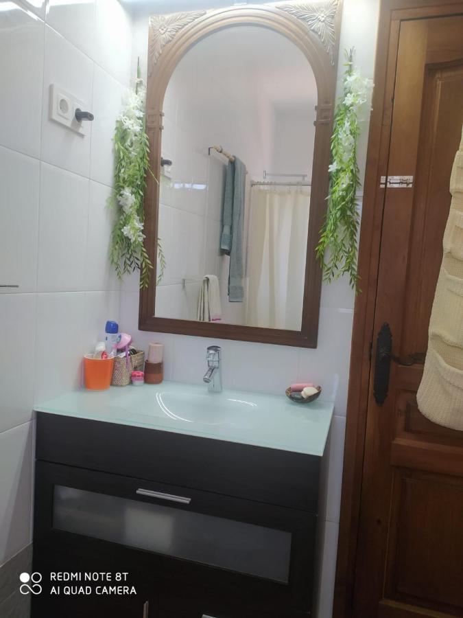 Habitacion Privada En Casa Particular, Montana Olesa de Bonesvalls Eksteriør bilde